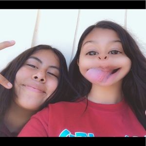 Meet your Posher, Alexia